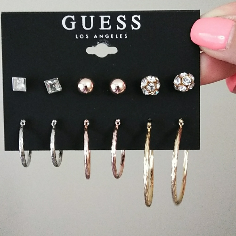 GUESS 6 sets of earrings by Guess